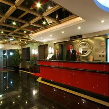 热带海岸酒店 公寓式酒店 4*