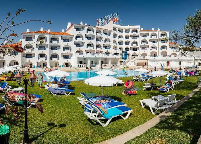 Tropical Sol Apartahotel