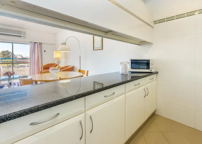 Tropical Sol アルブフェイラ