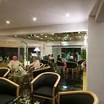 Tropical Sol Lejlighedshotel 4*